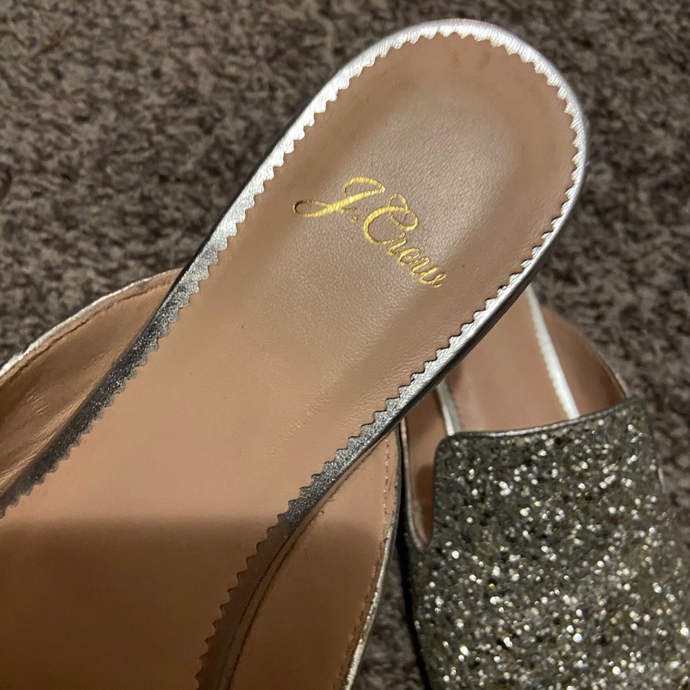 Size 7 Sparkly Slides - image 3